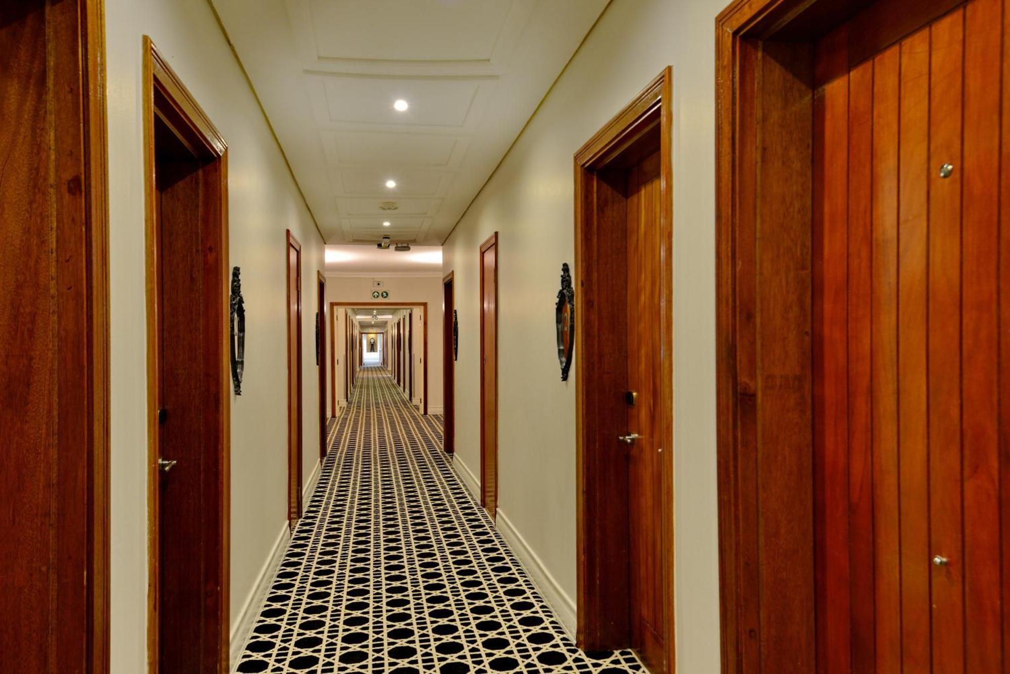 Anew Hotel Hilton Pietermaritzburg Екстер'єр фото